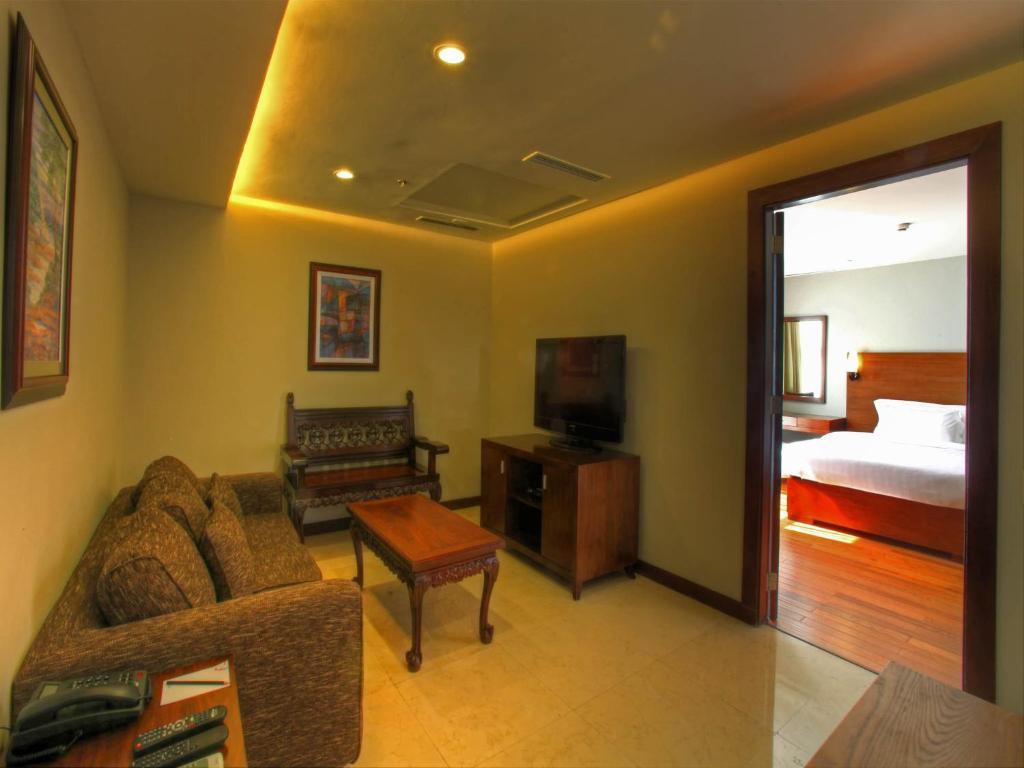 Armada Hotel Manila - Quarantine Facility Exterior foto